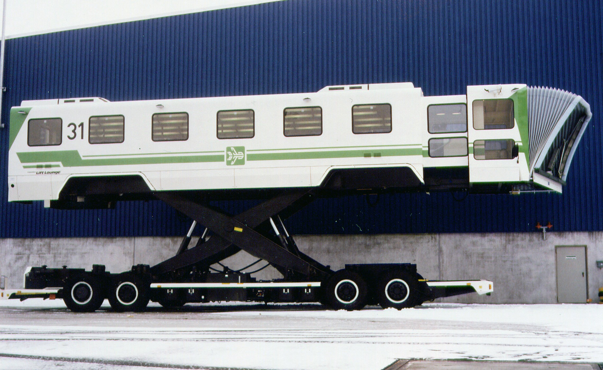 TREPEL Airport Equipment - History 1985