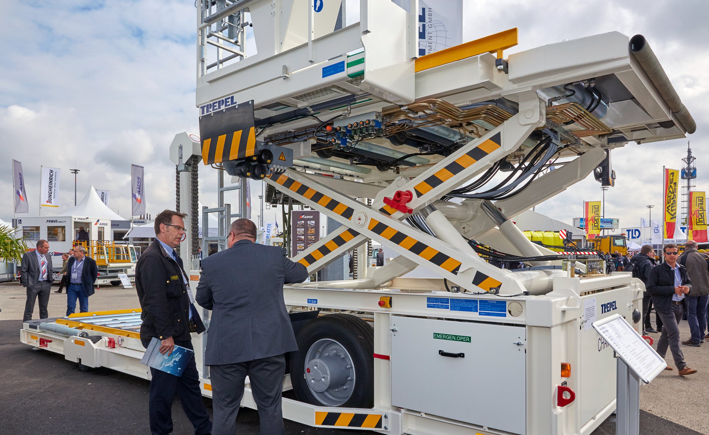 TREPEL Airport Equipment - Inter Airport Europe 2015